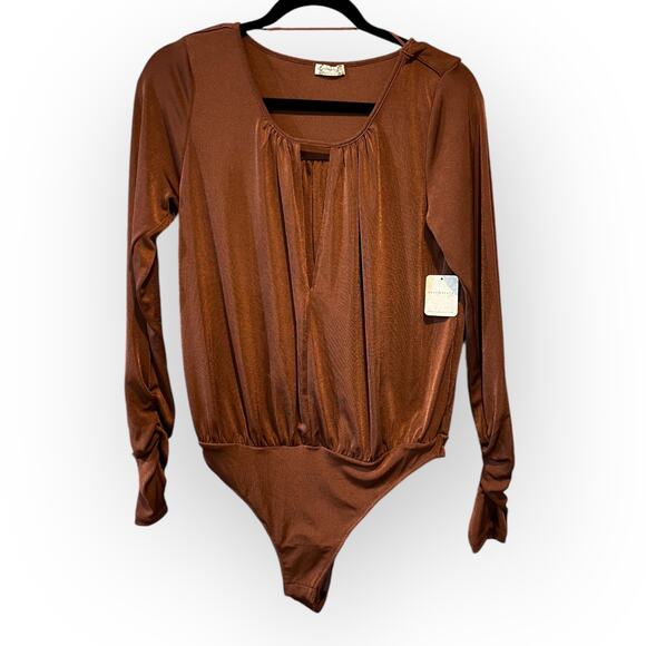 Intimately Free People NWT Kaya Keyhole Long Sleeve Bodysuit size M Mesa Brown - Picture 3 of 13